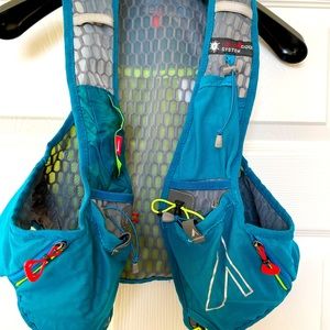 UltrAspire Alpha 4.0 Hydration vest - unisex size M